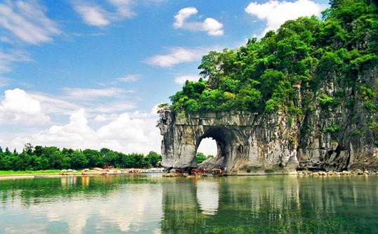 4 Days Private Guilin Tour with Yangshuo and Longsheng