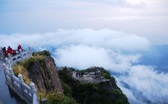 峨眉山.jpg